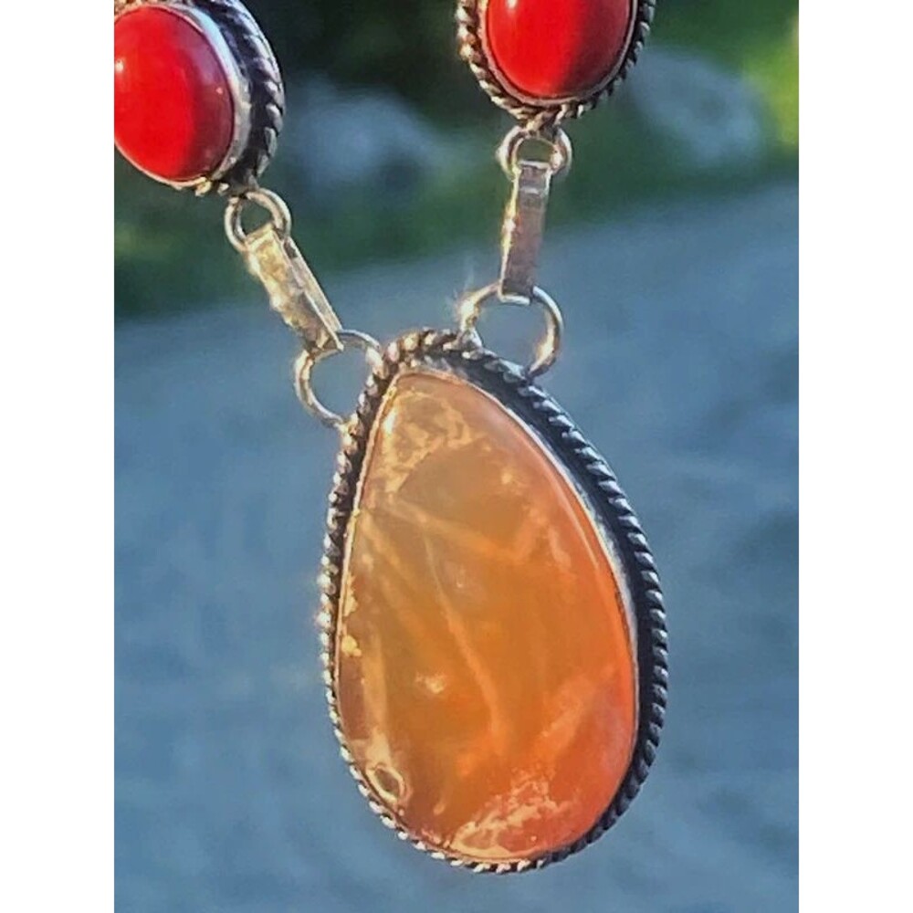 Artisan Southwestern Boho Style Montana Agate Teardrop Statement Necklace